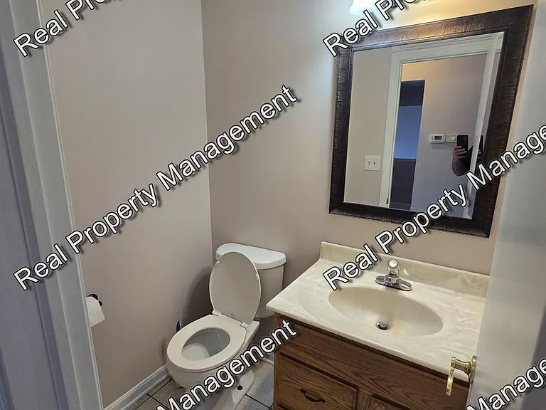 9149 Waymond Ave — Photo 12