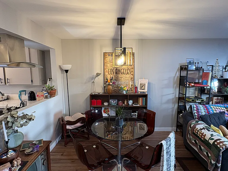 Common area, living room and dining area