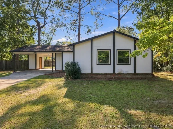 3701 Leonard Pl, Hope Mills, NC 28348