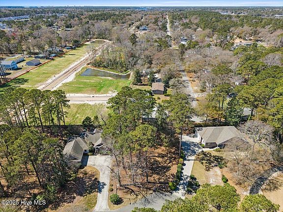 4th image of 975 Lot 35 Oyster Pointe Drive LOT 35