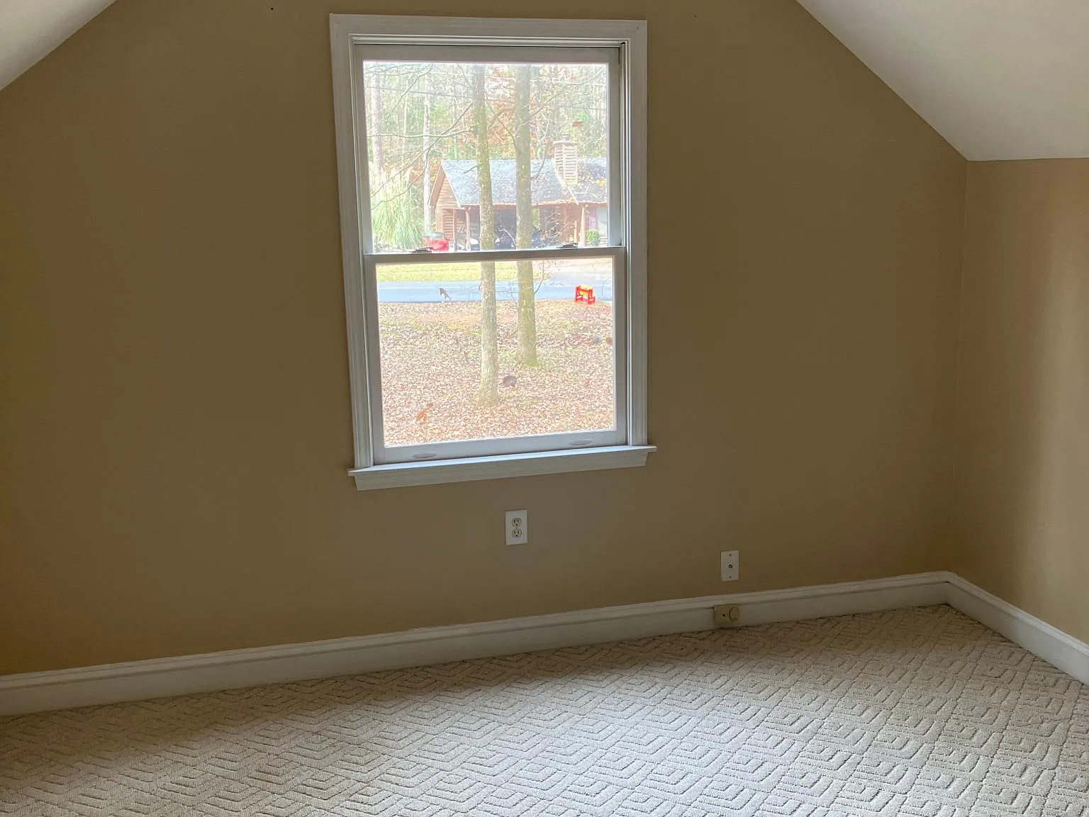 3 bed, 1516 sqft, $1,700 — Photo 4