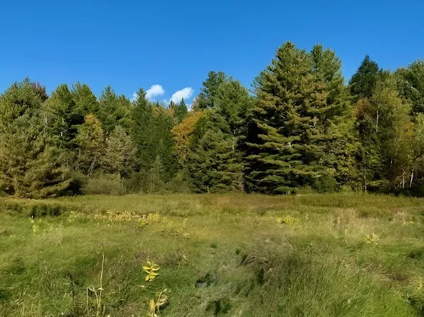 843 River Road, Troy, VT 05859