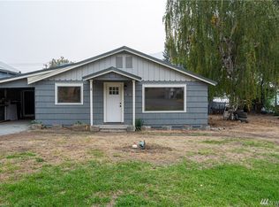 220 E Gibson Ave, Chelan, WA 98816