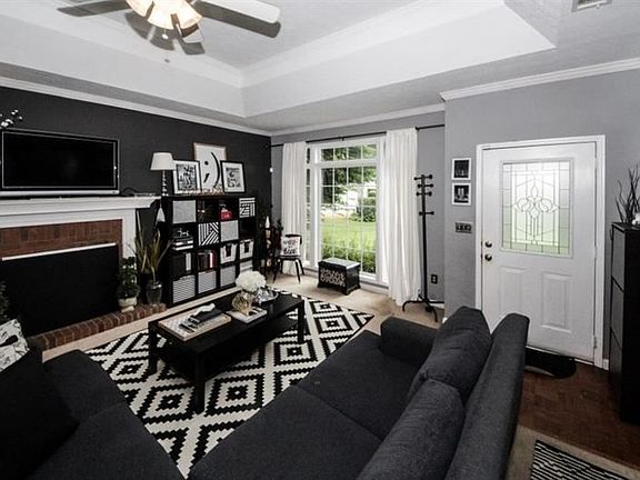 4th image of 345 Seneca Dr