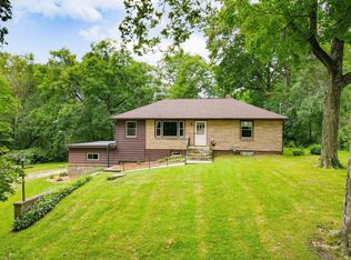 N5261 Watertown Rd, Jefferson, WI 53549
