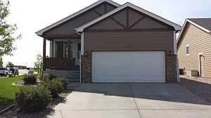 4 bed, 2100 sqft, $2,750 — Photo 1