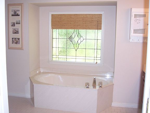Master Bath with Separate Tub & Shower