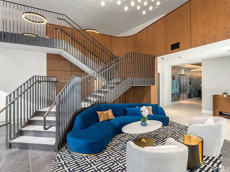 800 Columbia St #1201 — Photo 21