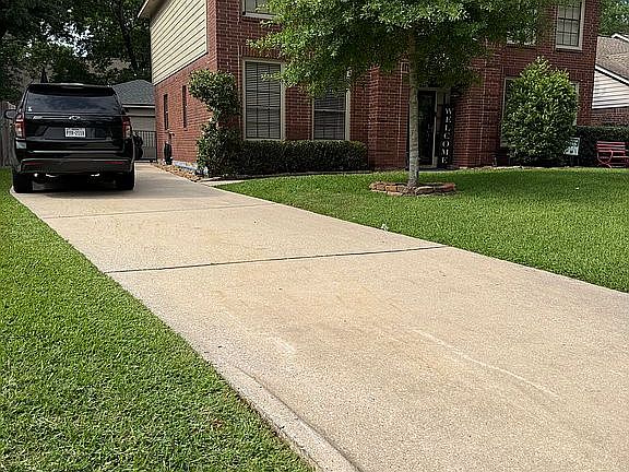 2nd image of 3623 Scenic Valley Dr