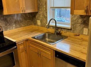 5242 Patrick Henry Dr, Baltimore, MD 21225