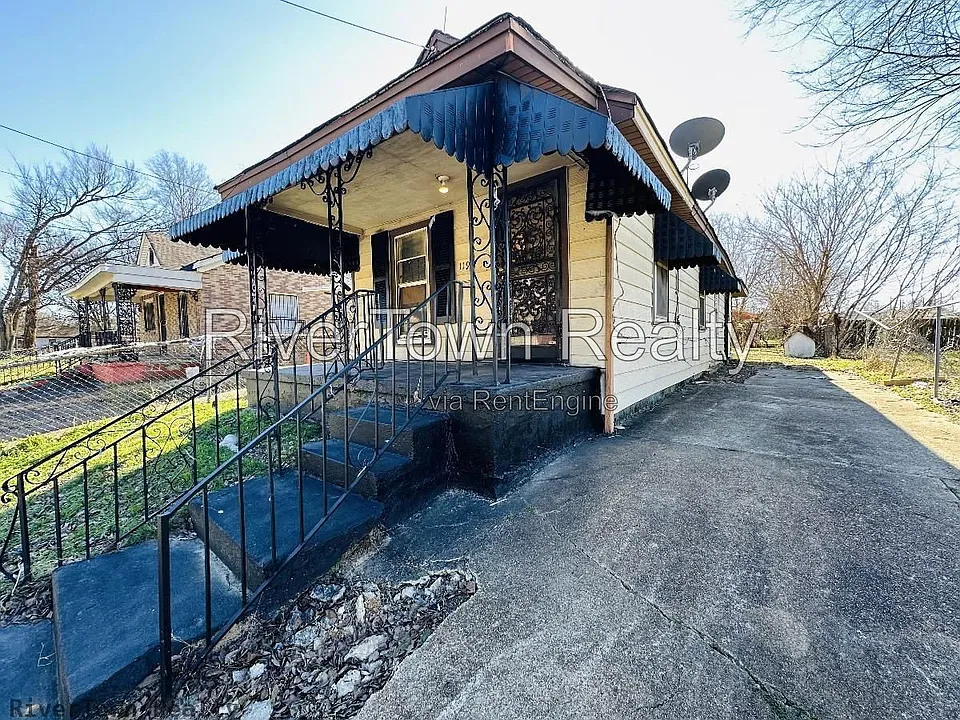 1193 Louisville Ave