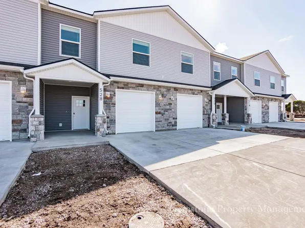 566 Harvester Ave, Sugar City, ID