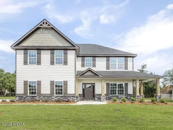 426 Belle Notte Cir #17A, Warner Robins, GA 31088