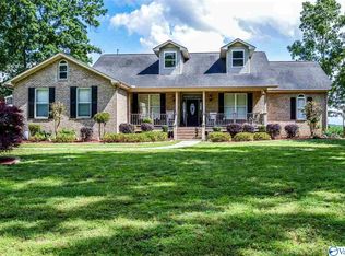 5995 Rosemary Ln, Cedar Bluff, AL 35959