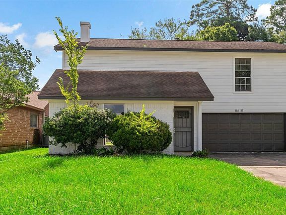 2nd image of 8610 Valley Ledge Dr