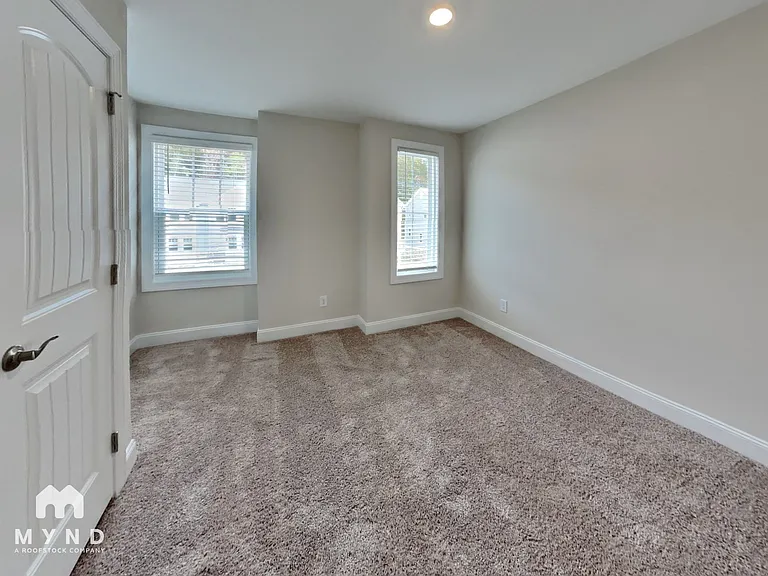 6933 Woodland Stream Pl — Photo 19