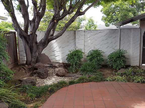 3rd image of 1960 Harris Ave #1