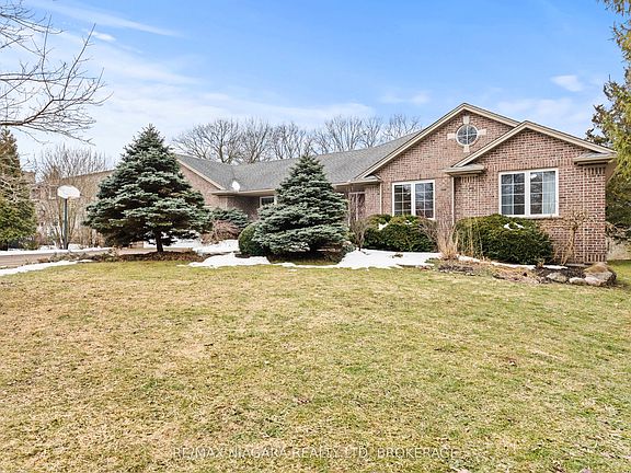 3rd image of 111 Pearson Rd