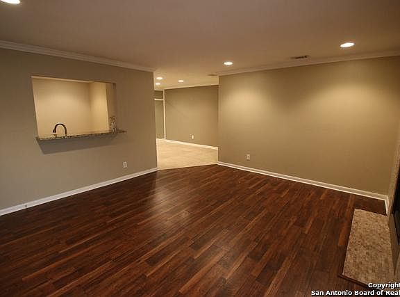 3rd image of 2255 Thousand Oaks Dr APT 4502