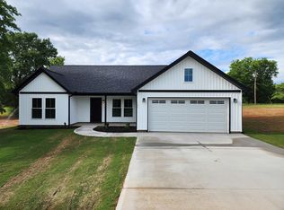 104 Pauls Rd, Gaffney, SC 29341