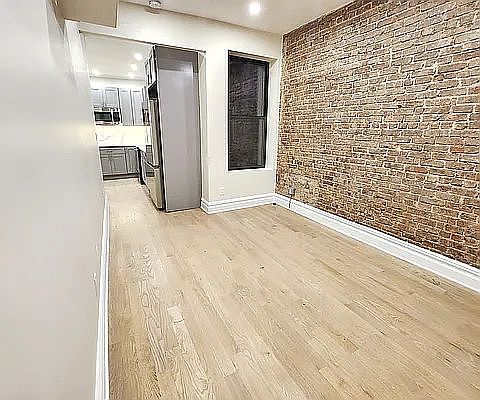 4th image of 30-40 44th St #3