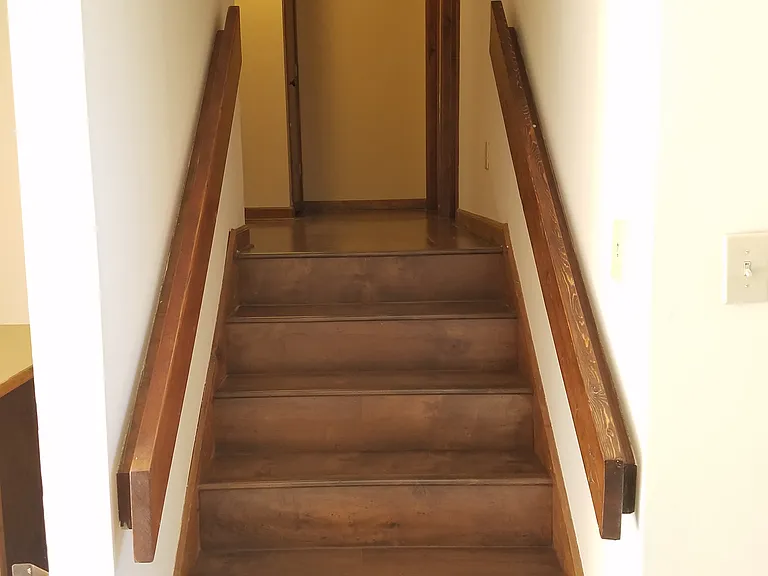 hallway to upstairs bedrooms