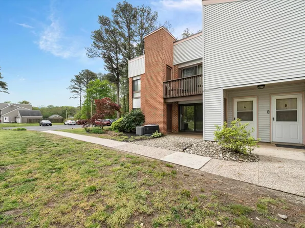 11 Siegtown Rd APT 5A, Cape May Court House, NJ 08210
