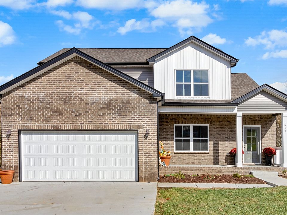 1st image of 640 Winding Bluff Way