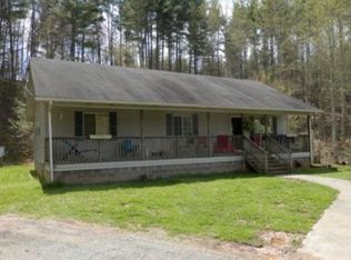 277 Carl Fox Rd, Burnsville, NC 28714