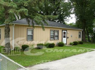 714 1/2 N 11th St, Clear Lake, IA 50428