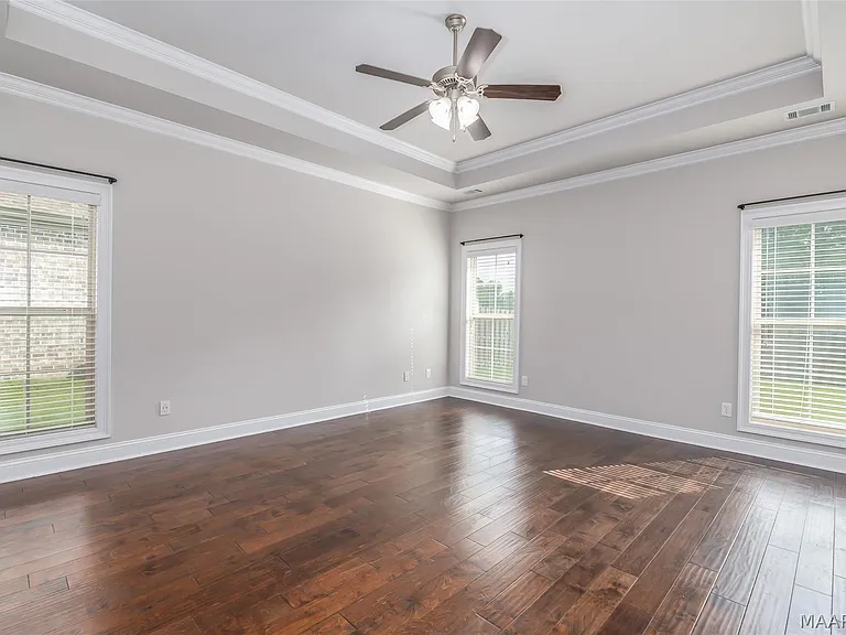 1613 Haworth Park Way — Photo 25