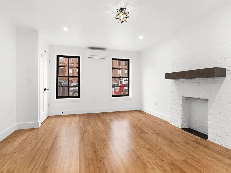 840 Greene Ave #1 — Photo 2