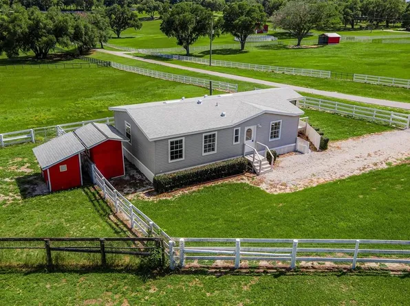 4400 Little Critter Trl, Lady Lake, FL 32159