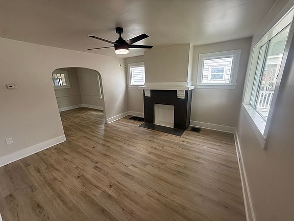 5th image of 921 1st Ave