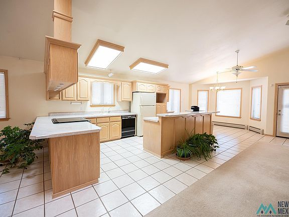 5th image of 1729 Blue Spruce Dr