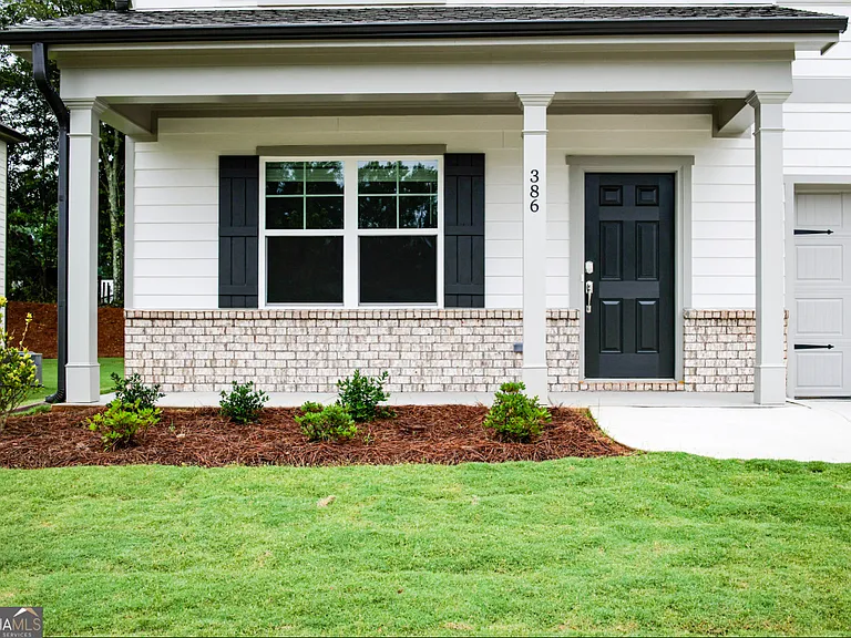 386 Red Dragon Dr — Photo 2