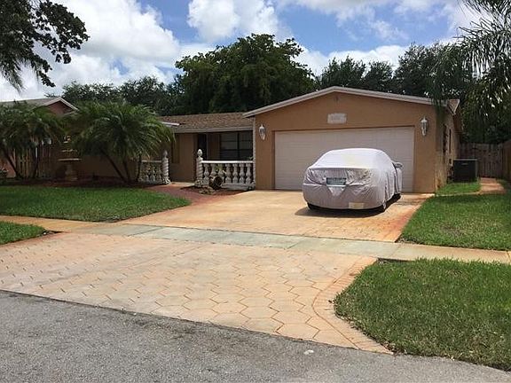4th image of 10314 NW 2nd Ct