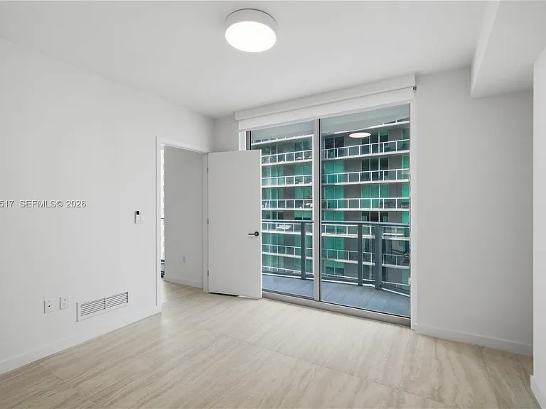 77 SE 5th St #2307 — Photo 14