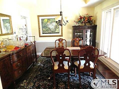 4th image of 4001 Windermere Dr