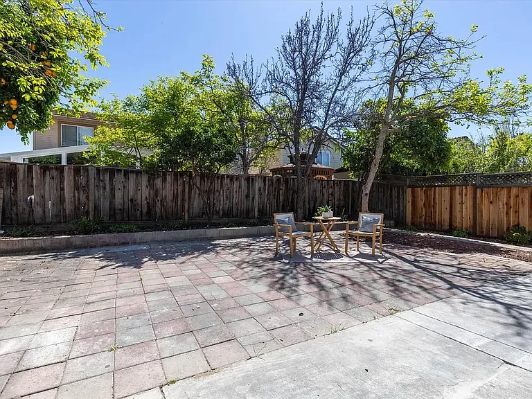 3292 Moreno Ave — Photo 31
