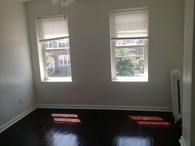 2nd image of 713 Logan St
