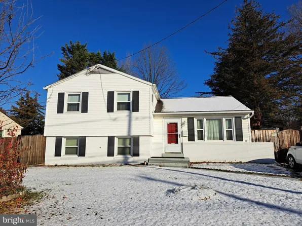1004 Baltimore Rd, Rockville, MD 20851