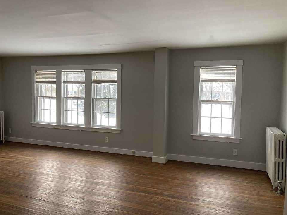 1st image of 271 Cazenovia St #6