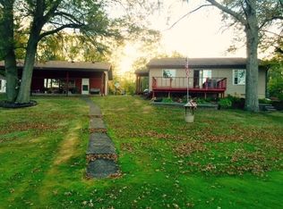1301 Emerick Dr, Walkerton, IN 46574