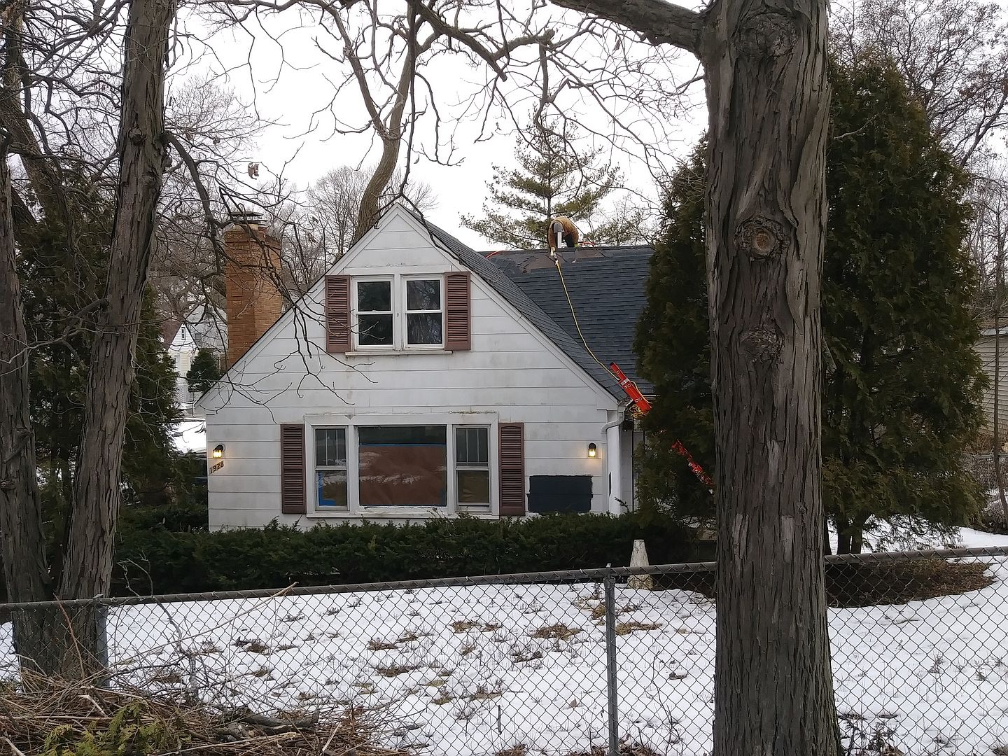 1928 E Cedarwood Cir, Round Lake Heights, IL 60073 Zillow