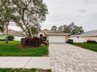 1526 River Ct, Tarpon Springs, FL 34689