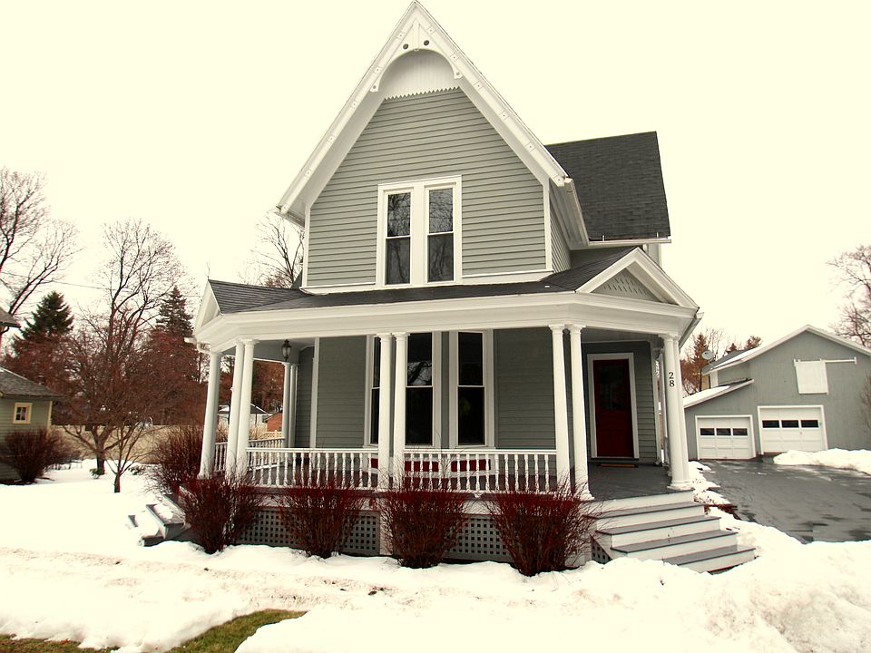 1st image of 28 Ontario St