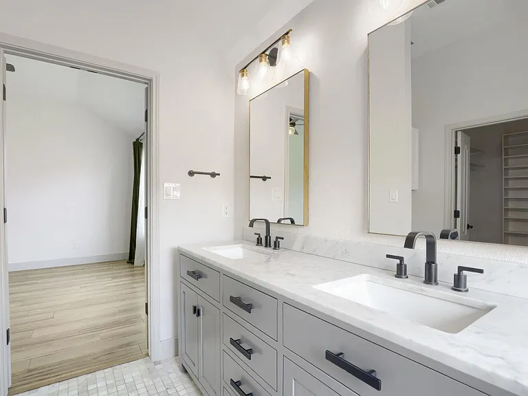 13620 Glen Mark Dr — Photo 16