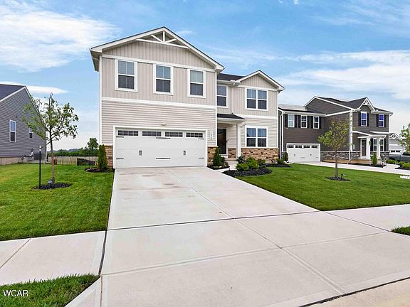 3rd image of 1650 Bishop Ct