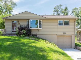 4525 Fort St, Omaha, NE 68104